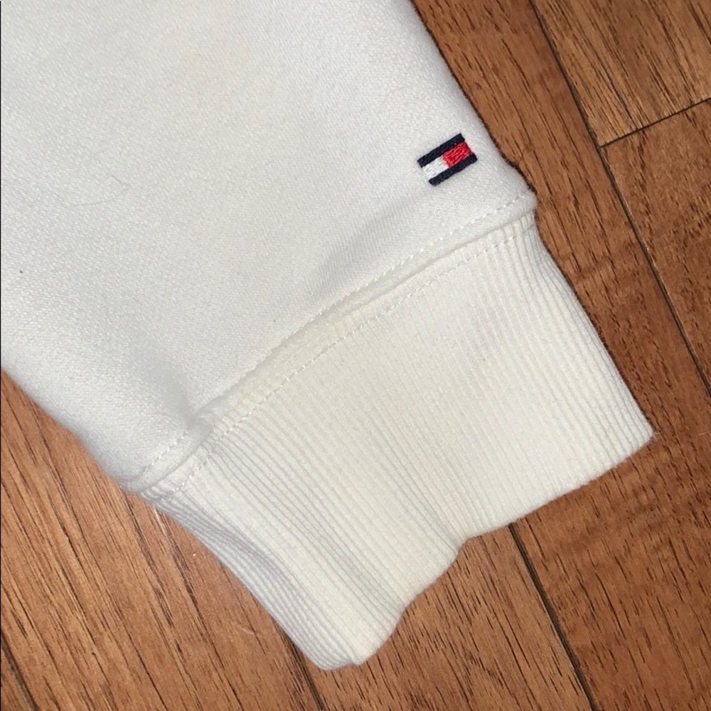 Sweater - Picture 2 of 5